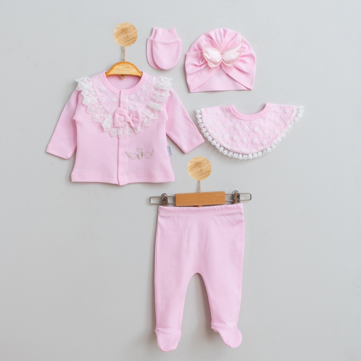 PEMBE