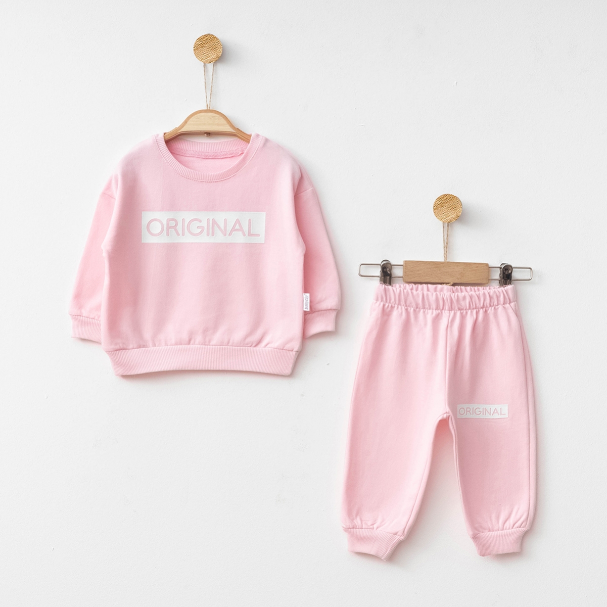 PEMBE