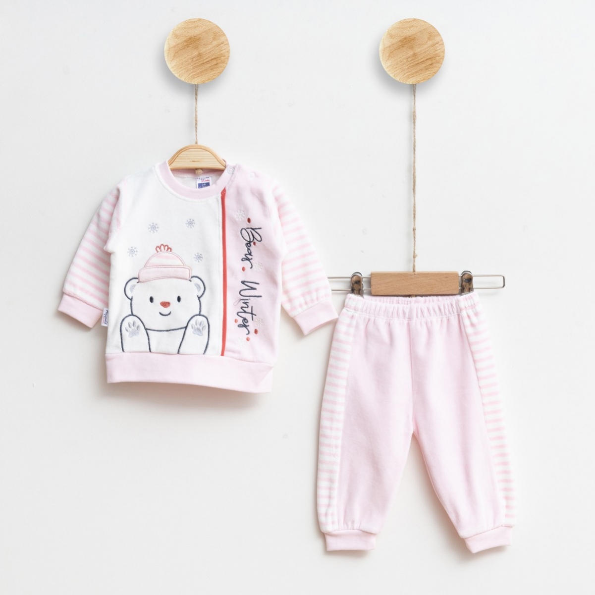 PEMBE