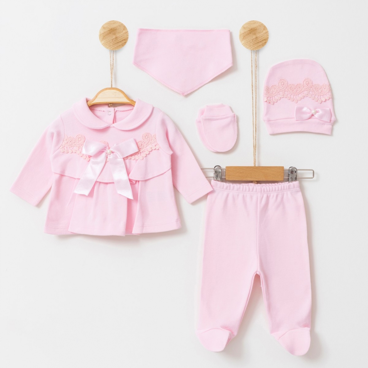 PEMBE